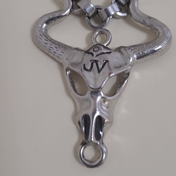 Pendent - Picture 2 of 2